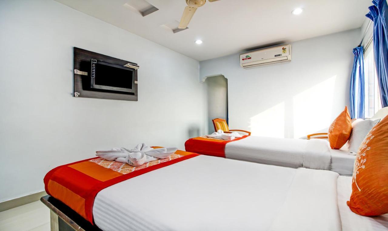 Hotel S Y N Residency Hyderabad Bagian luar foto