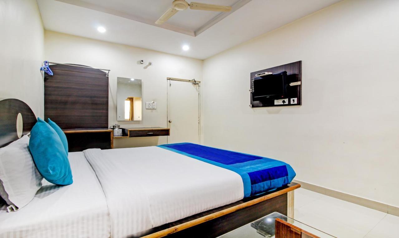 Hotel S Y N Residency Hyderabad Bagian luar foto